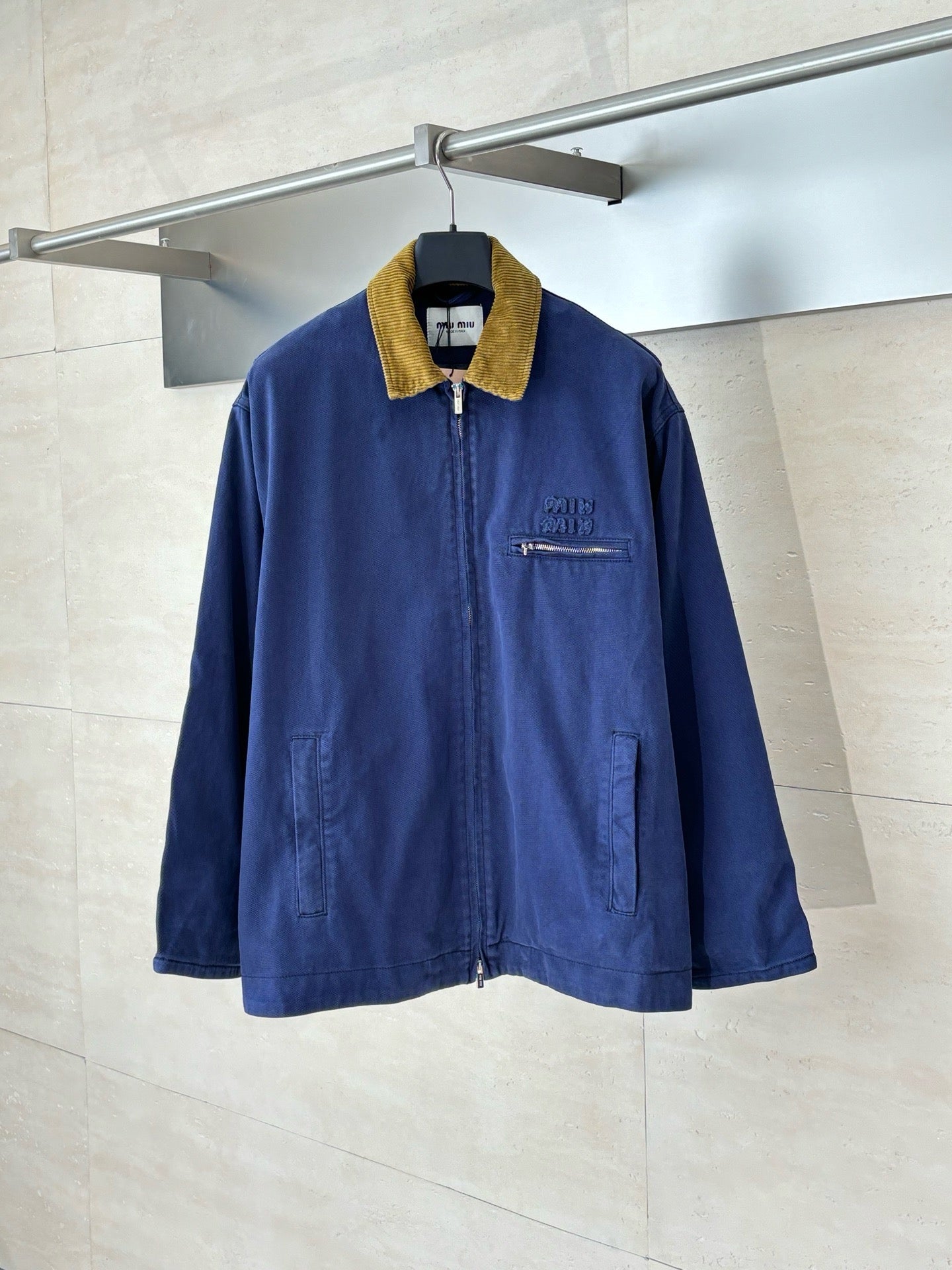 미우미우 코듀로이 칼라 개버딘 트럭커 자켓