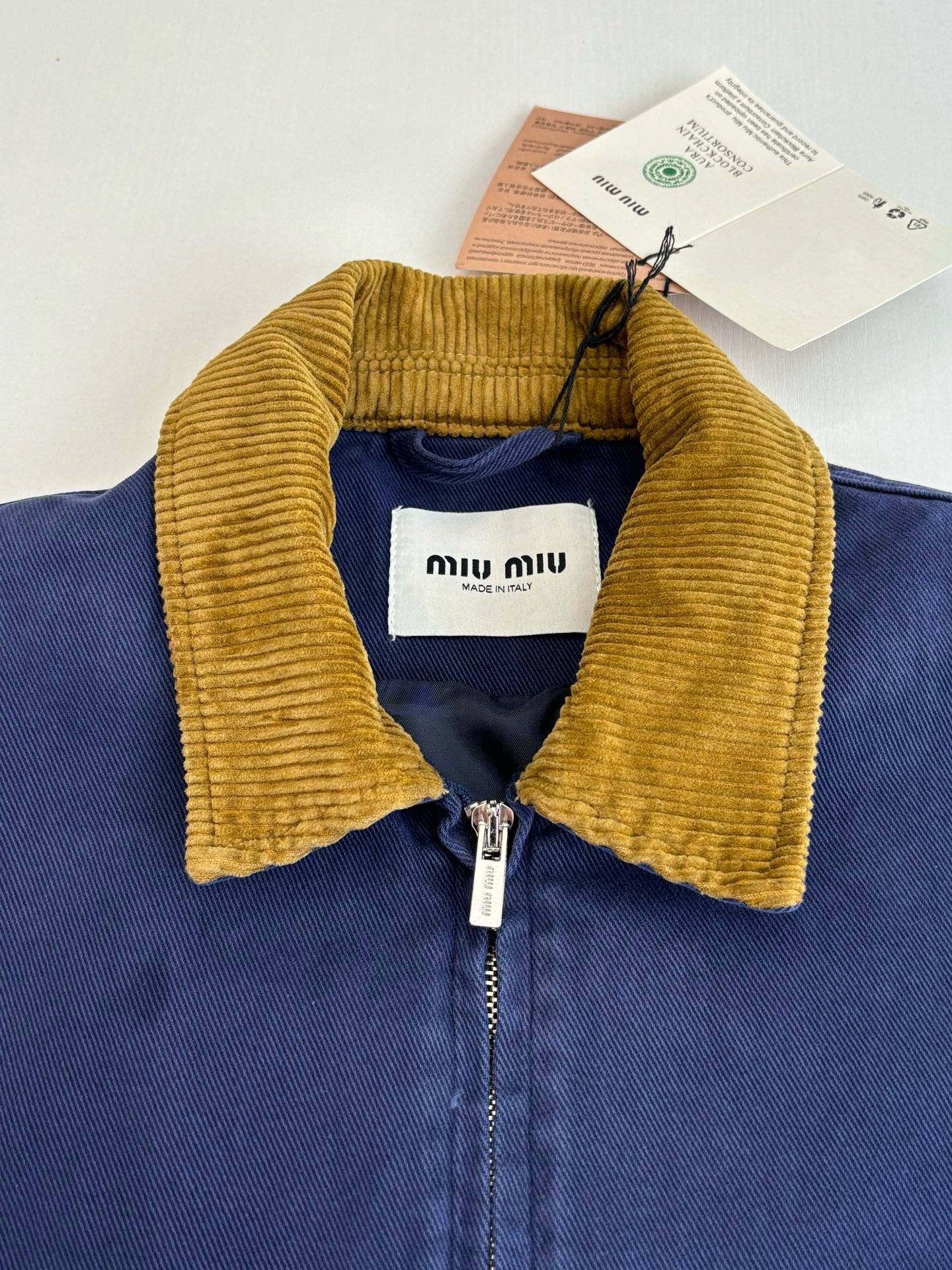 미우미우 코듀로이 칼라 개버딘 트럭커 자켓