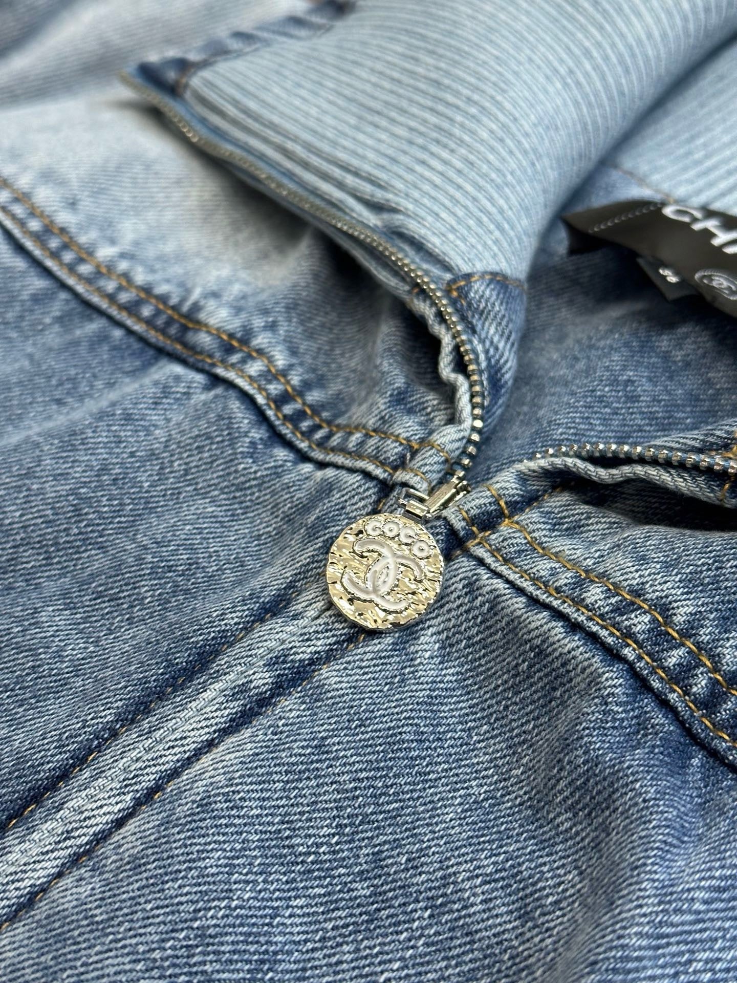 샤넬 자수 데님 블루종