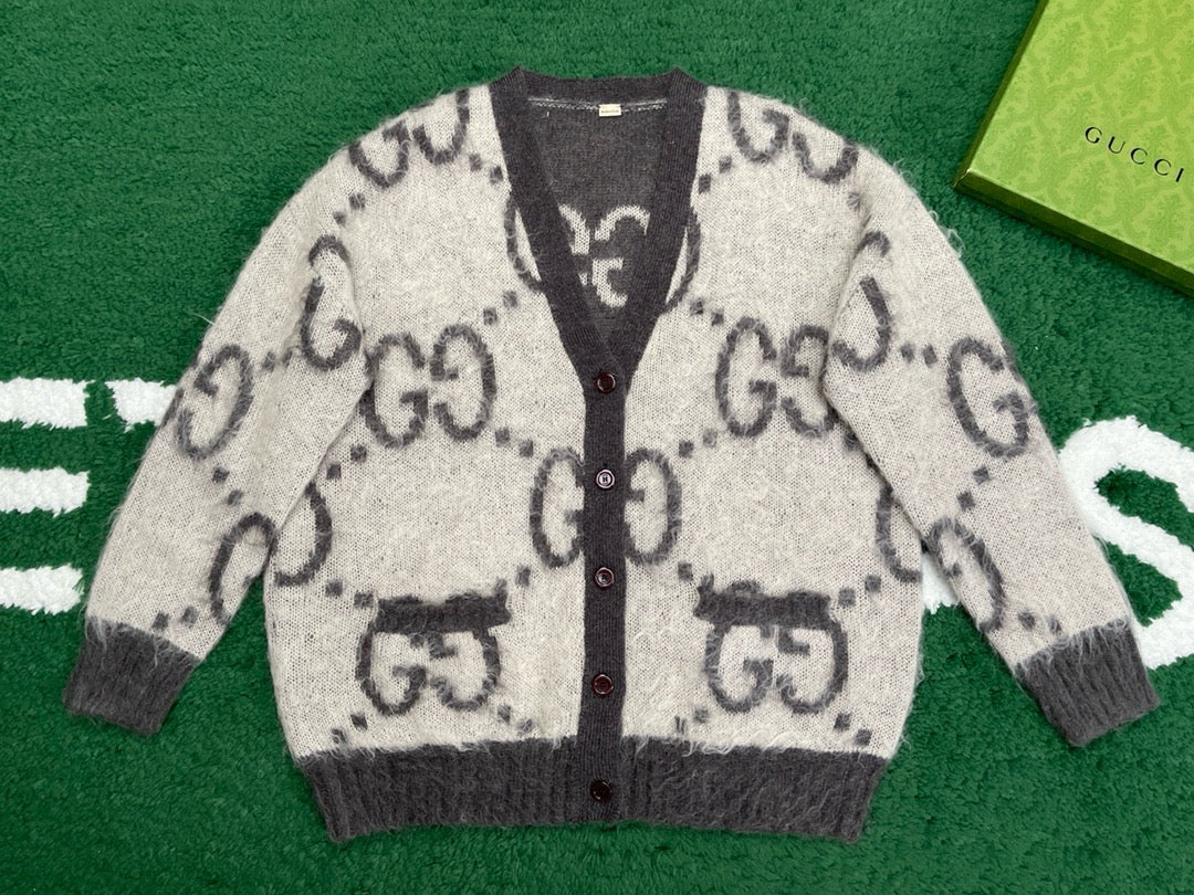 구찌 리버시블 GG 모헤어 가디건
