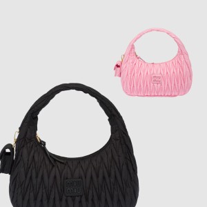 완더 마테라쎄 나파 가죽 호보 백 5BC108