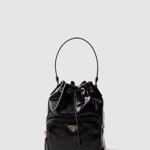 Duet Naplak 페이턴트 레더 버킷백 1BH038