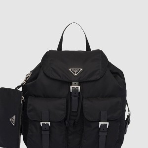 미디엄 리나일론 백팩 1BZ811