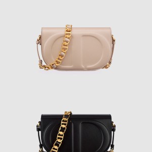 스트랩 CD 시그니처 백 M9280