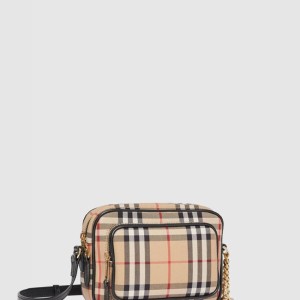 체인 가죽 크로스백 80159461