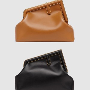 퍼스트 숄더백 미듐 8BP127