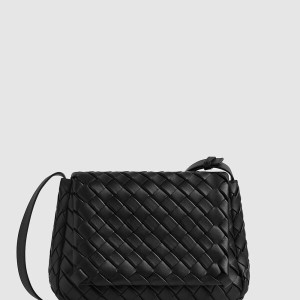 스몰 코블 메신저 백 755659